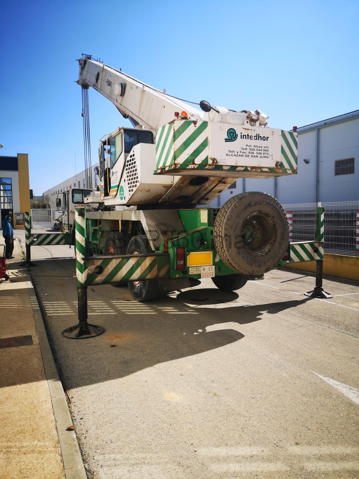 2D1AE0A8-EF35-4150-B288-2B2091ABD8F8