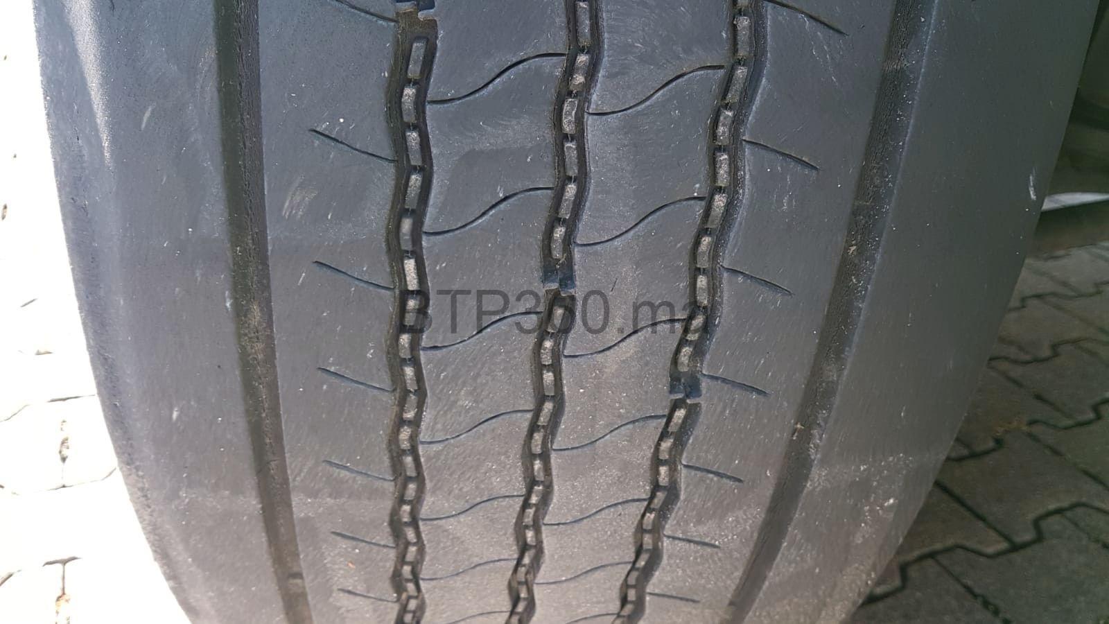 30B27E7D-1E8C-42E2-AA1D-BDCC7005F9E6