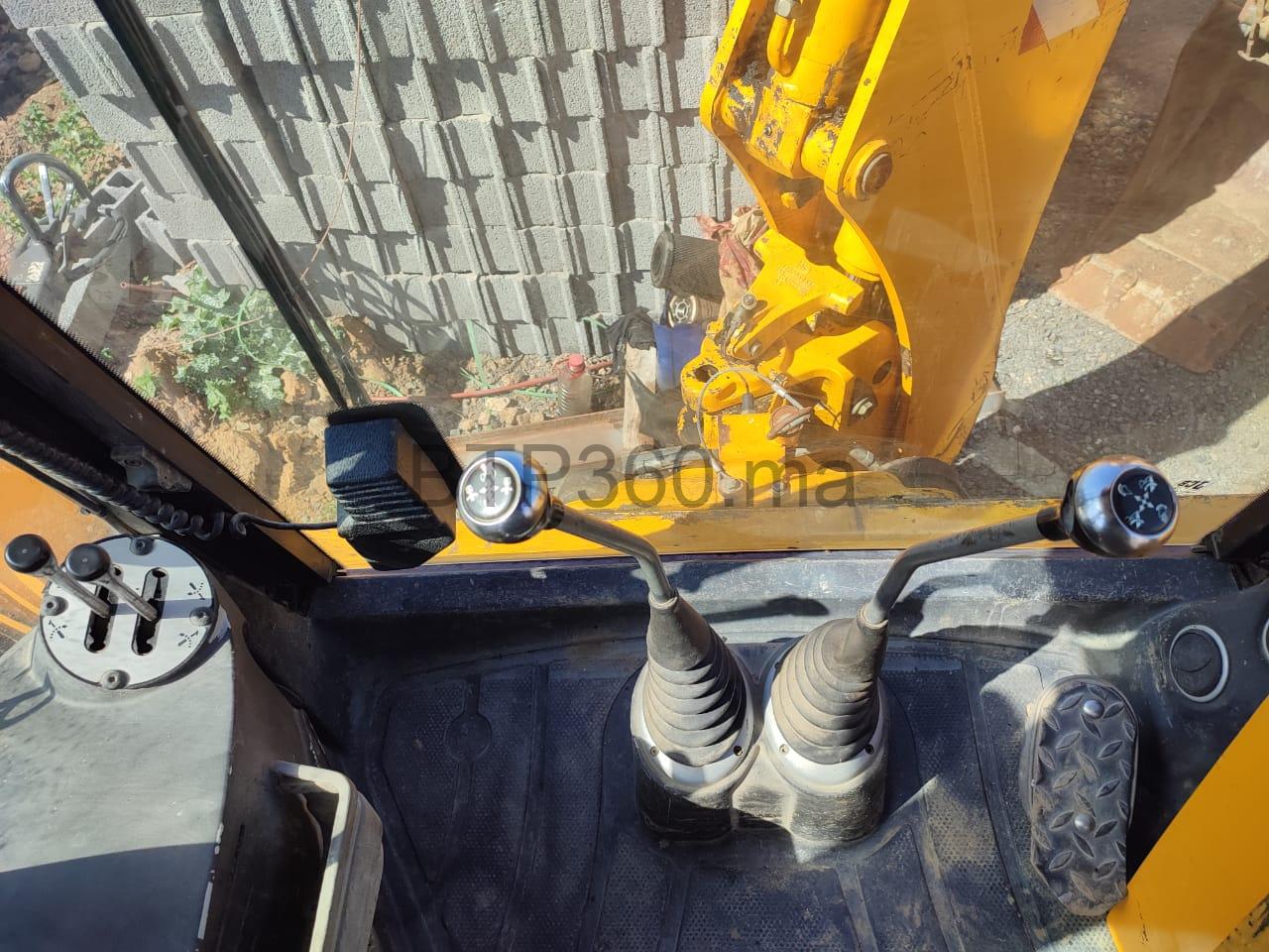 D18C1BC3-4BC4-40C9-AFC0-B11454B70430