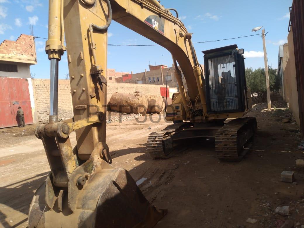 FEB79E8E-64CA-46EF-9818-516DEFA1C0A7