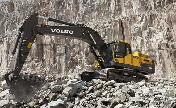 PELLE SUR CHENILLES VOLVO EC350DL  Année 2018